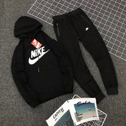 Nike Tracksuit... @djspecialoffers1 (IG)