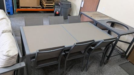 Outdoor Dining Table & 6 Chairs. Top Is Matte Glass. See Description Below