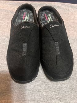 Skechers nuevos $30 size 9 firm $$
