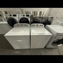 Whirlpool Washer and Dryer Set “27 ( Lavadora y Secadora )