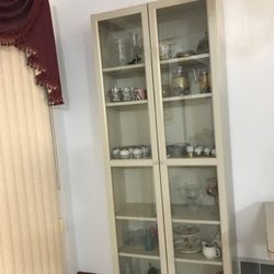 Grey See-through China table