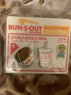SDCC Exclusive Butts On Things Bun s Out pin set