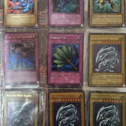 Yu-GI-Oh Blue Eyes White Dragon