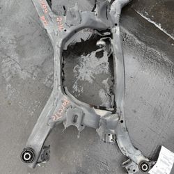 2014 - 2018 Subaru Forester 2.0L Rear crossmember cradle crossmember