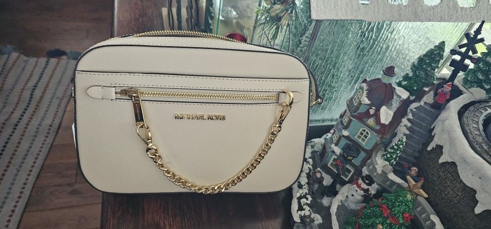 Michael Kors Crossbody Purse