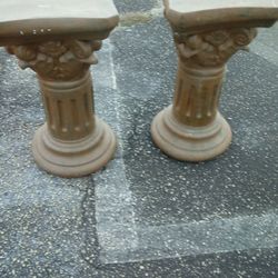 Awesome designers 2ft Pedestal Very detailed Very Detailed High quality Made of Resin Set Of 2. 60 Or35each