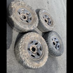 4 X 285/75r16 6x5.5 6x139.7 Toyota Tacoma Sequoia Tundra Chevrolet Tahoe Yukon Tundra 4Runner Wheels Rims Tires!!!!!!!