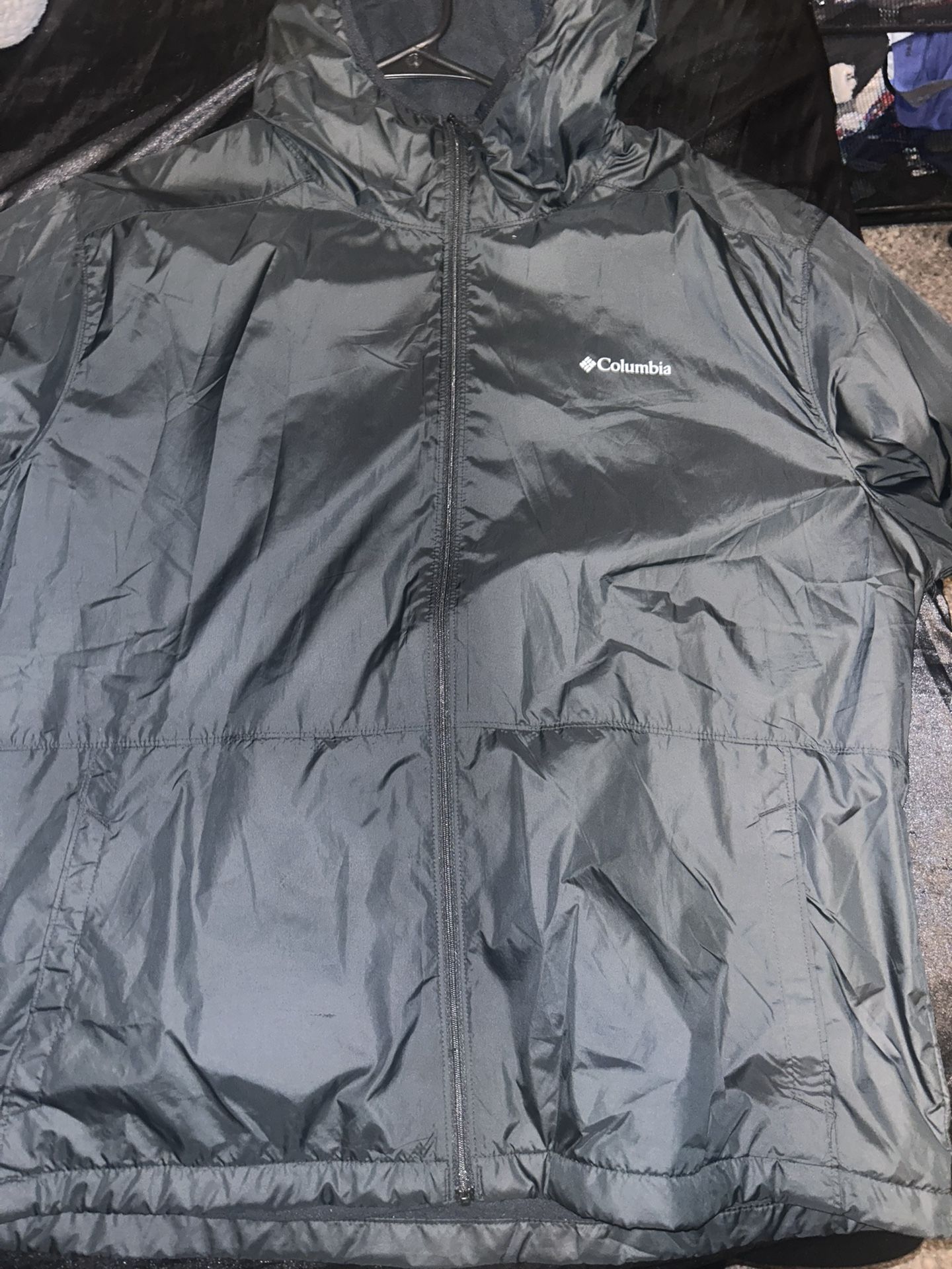Columbia Men’s Rain Jacket Never Worn Before