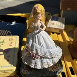 Porcelain Doll Vintage 