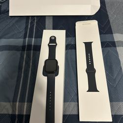 Apple Watch 8 Series $250