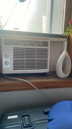 Midea 5000 BTU Window Air Conditioner