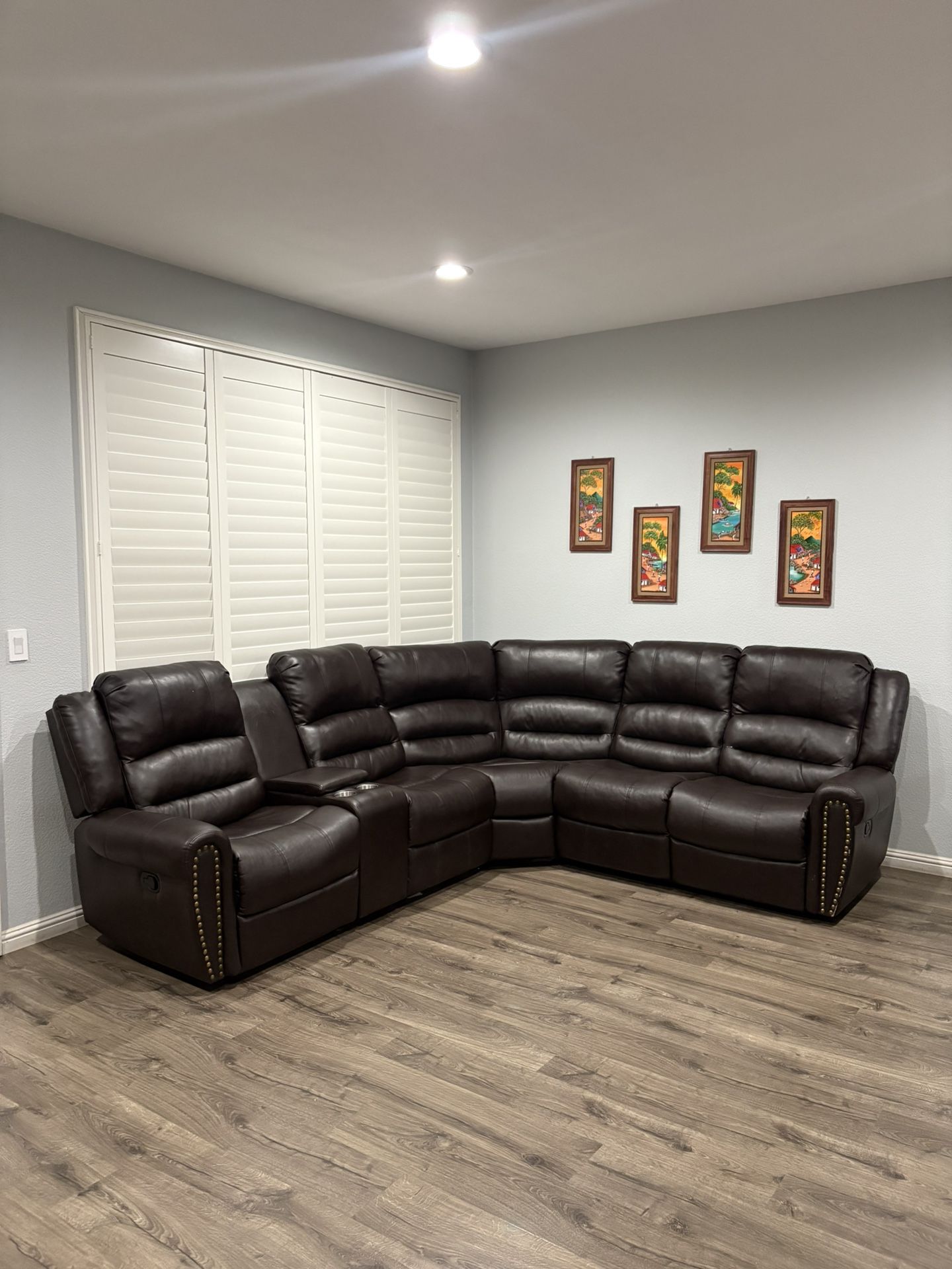 FREE SECTIONAL COUCH USED