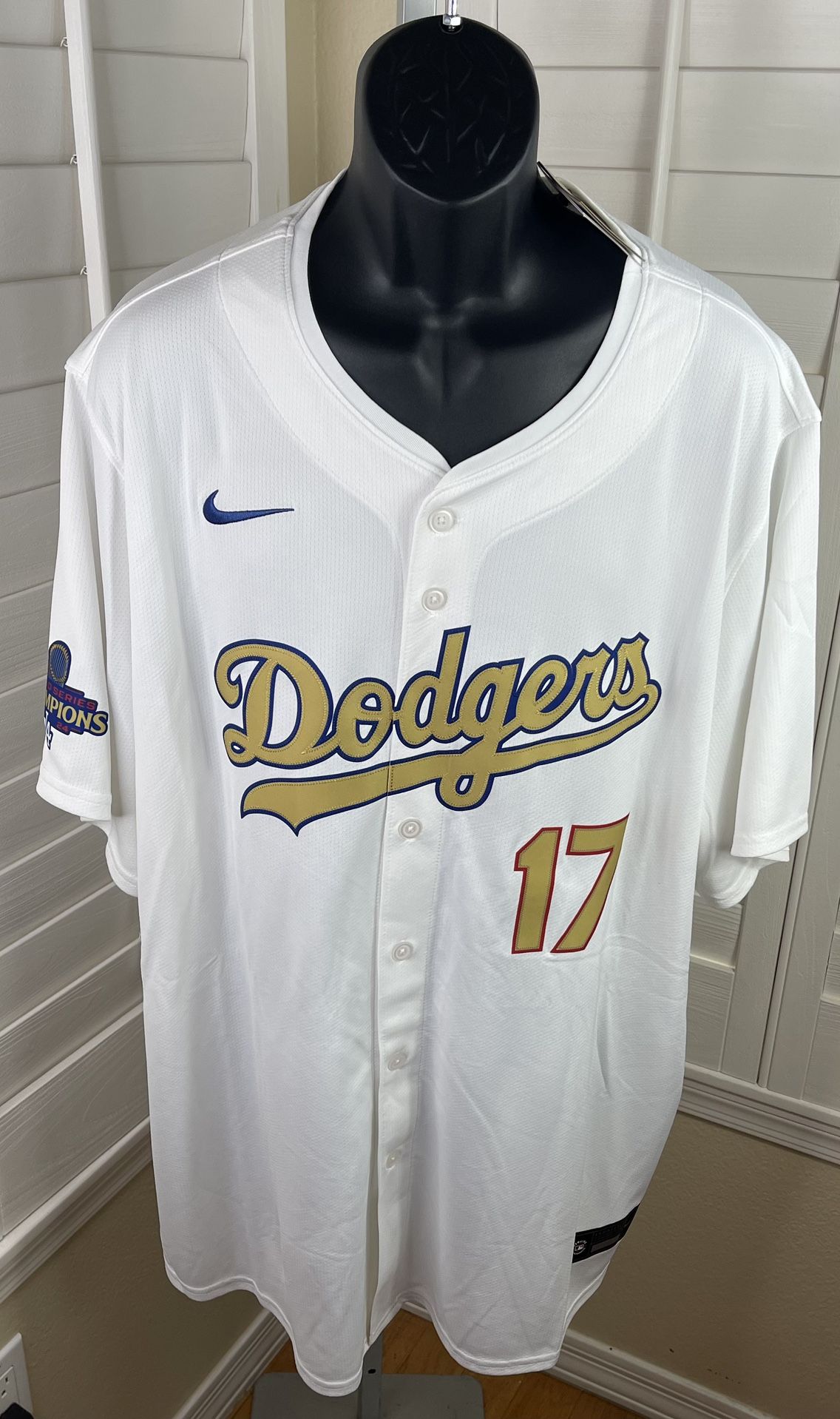 Shohei Ohtani #17 Los Angeles Dodgers Nike 2025 Gold Collection