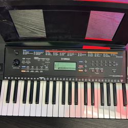 Yamaha PST E263 Keyboard 