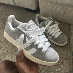 Men’s Adidas Fashion Size 9.5 Gray