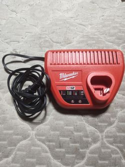 M12 Milwaukee 40$$ Brand New Nuevo