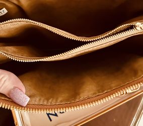 Cousin Large Crossbody 