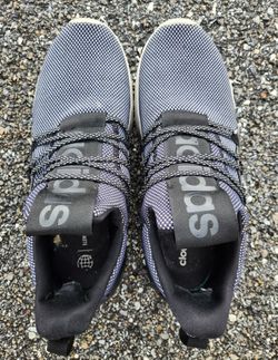 Adidas Men's Size 10.5 Sneakers 