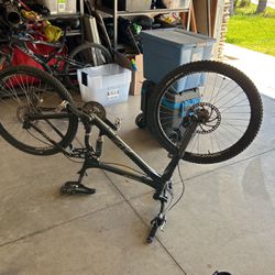 Mountain Bike - Giant AC
