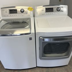 XL Capacity LG Washer And Electric Dryer Set 