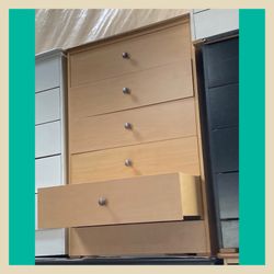 Dresser/ 5 drawers dresser