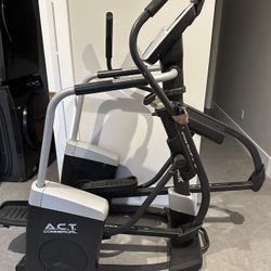 Nordictrack ACT Commercial Elliptical Machine 