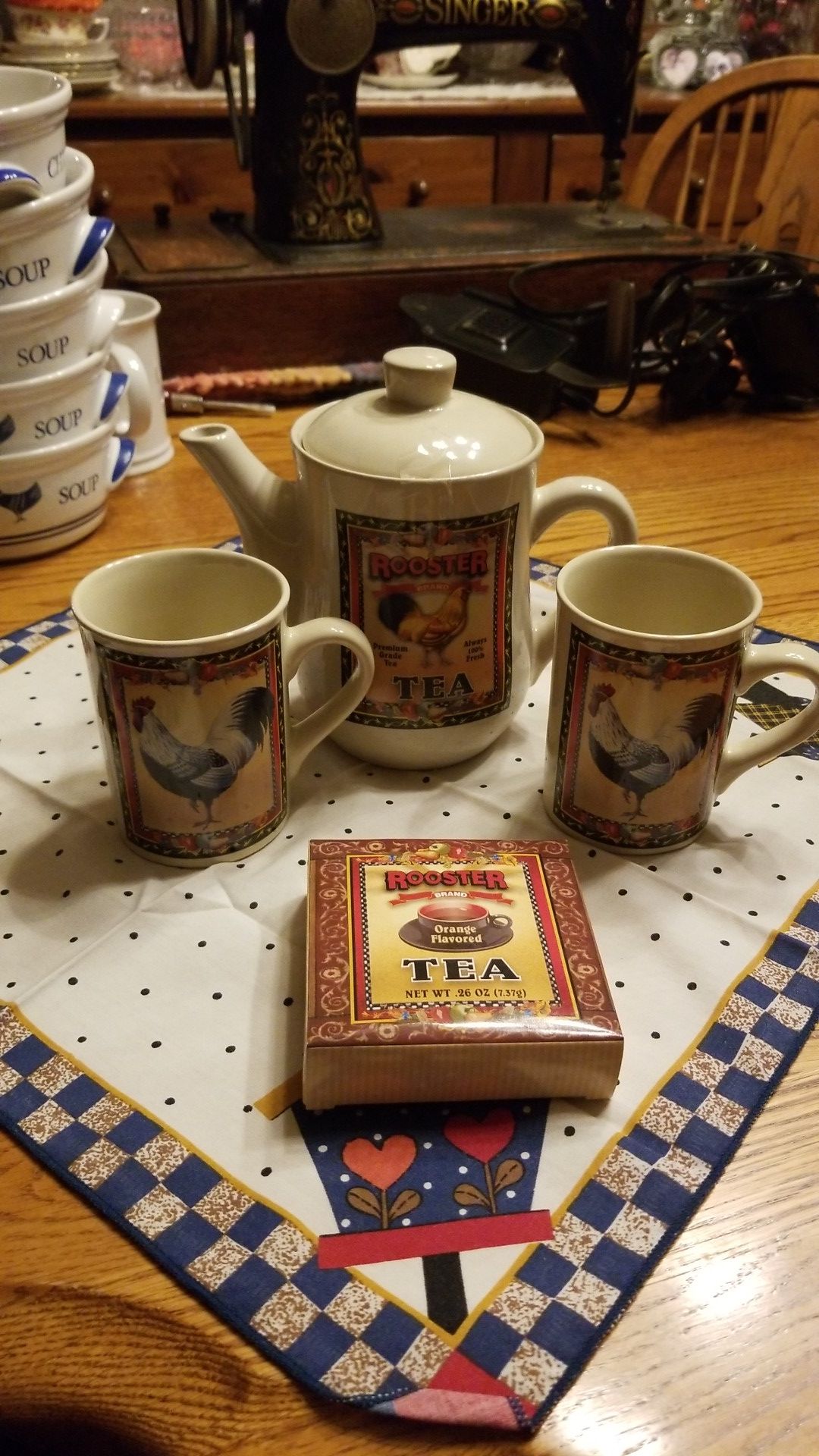 ROOSTER/CHICKEN TEA SET