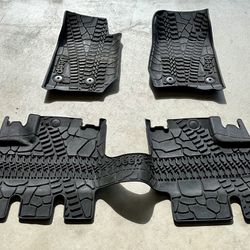 Jeep JK OEM rubber floor mats