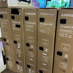 [BLACK FRIDAY] 98” Samsung 4K UHD – Giant TV