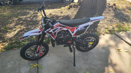 Mini Dirts Bikes & Pocket Bikes