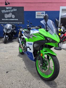 2024 Kawasaki Ninja 40 Anniversary