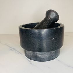 Mortar and Pestle Set Black