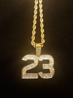 23 Designer rope chain with stones 20"
