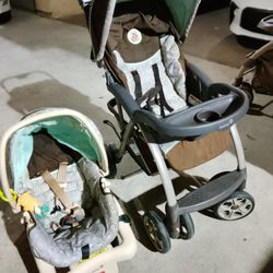 405 For Both!Winnie The Pooh Stroller With Car seat! Great Deal!