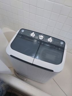 Standing portable washer and dryer