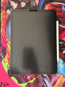 IPad Air (5th gen) w/ Apple Pencil (2nd gen)