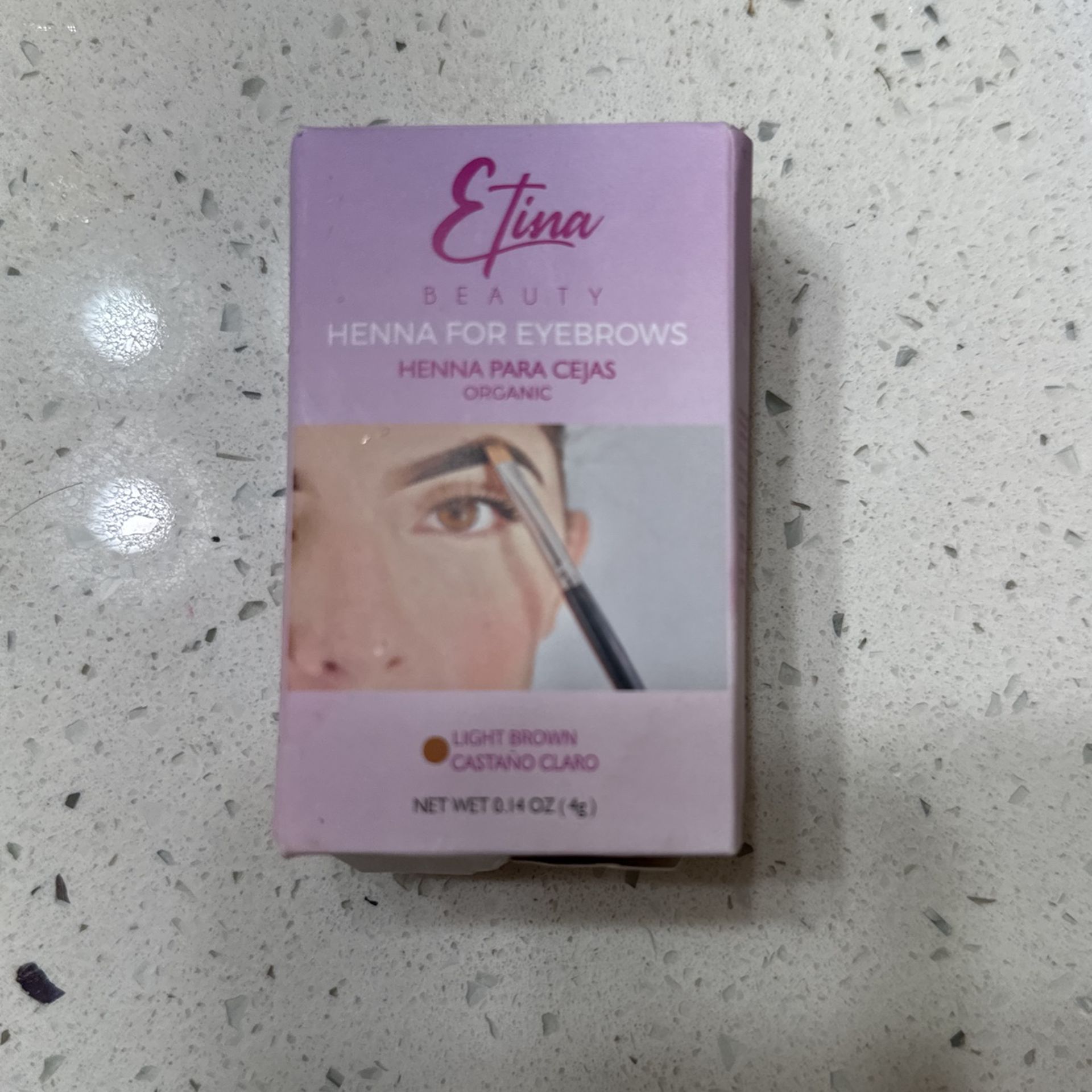 Organic Henna for eyebrows 