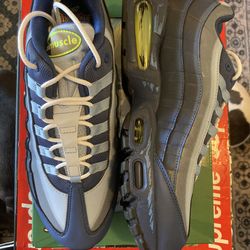 Nike airmax 95 yu gi oh sz 9,9.5,10.5 $350 each