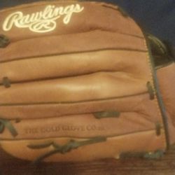 LETHER Rawlings R Baseball Glowbrand Knew THE  GOLD GLOVE https://offerup.com/redirect/?o=Q08uVE0= The Finest In The Field 