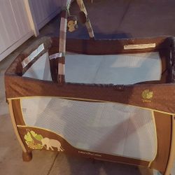 Play Pen Stationary