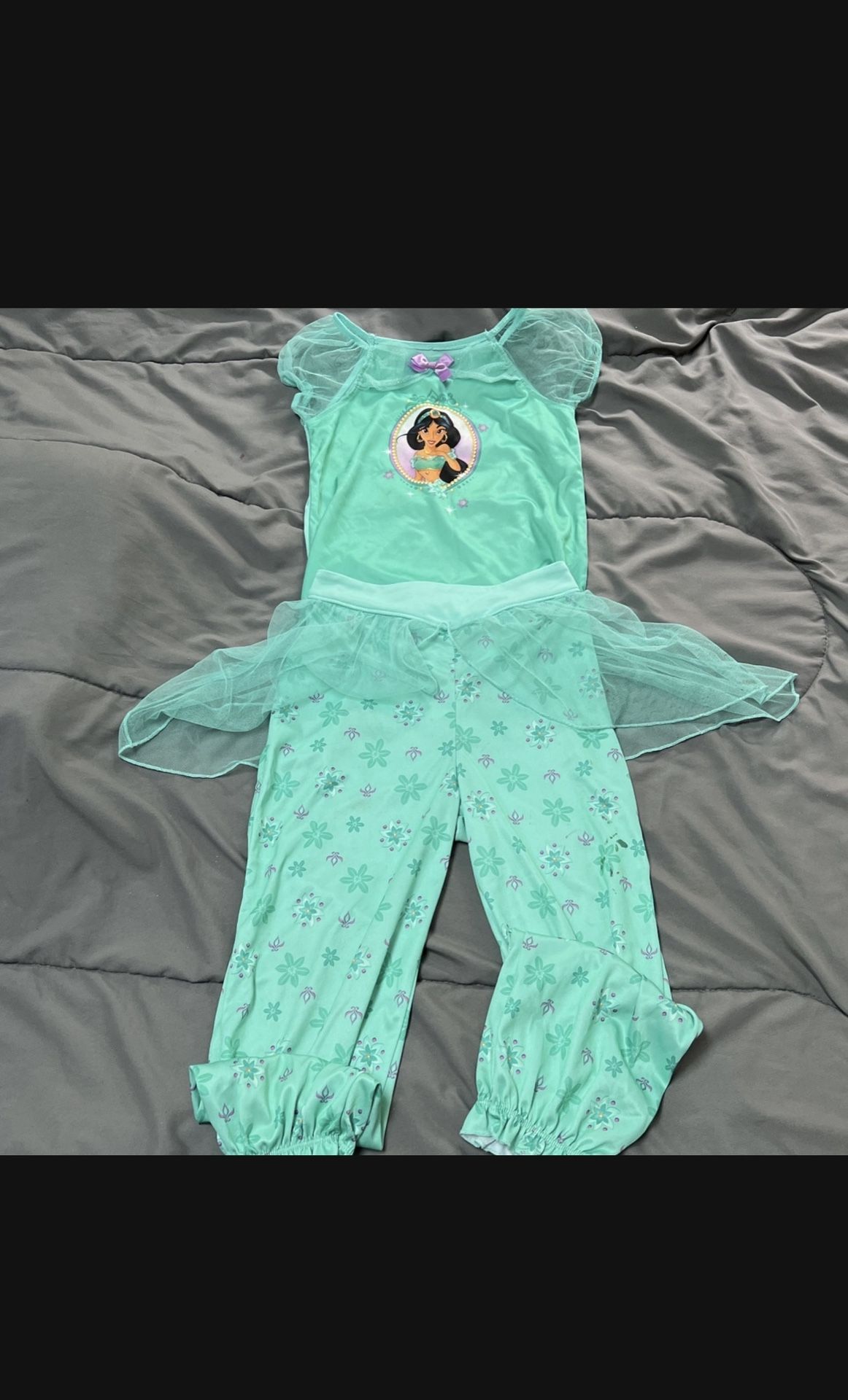 Cute Original Jasmine Pajamas Size 5T For Toddlers Ages 4-5 Disney Princess Night Clothes