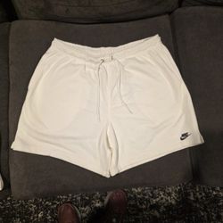 Nike Men's Club French Terry Flow Shorts 