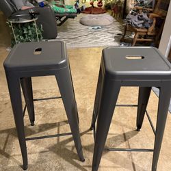 2 Bar Stools