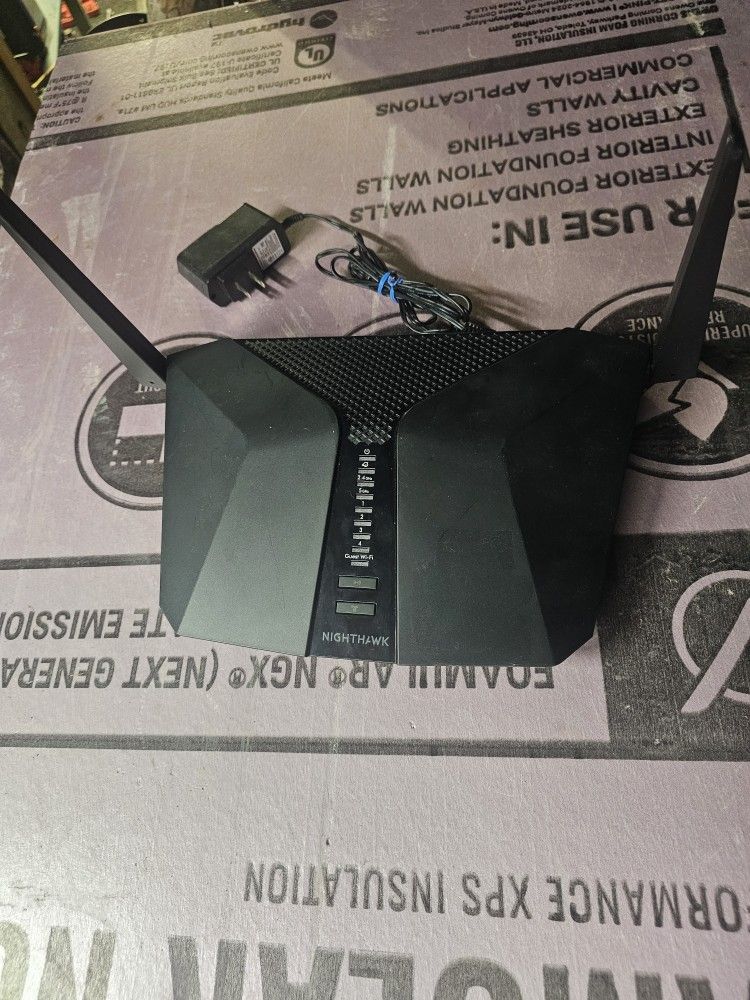 Nighthawk Wirless Router