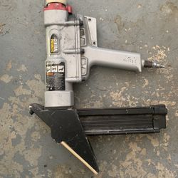 Flooring Nailer