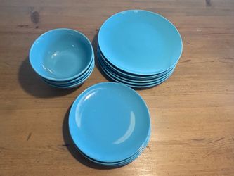IKEA Dinner Plates Set of 4