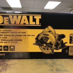 15Amp Corded 7-1/4” Circular Saw New In Box 