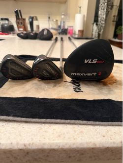 Max Vert 1 driver, 18°H, and 22°H