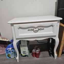 Cute Side Table 