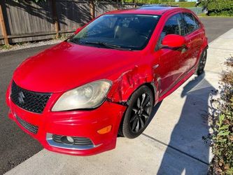 Parting or Whole 2010 Suzuki Kizashi Sport GTS Sedan 4D for parts -